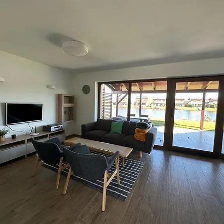 House 630 Sajdikove Humence